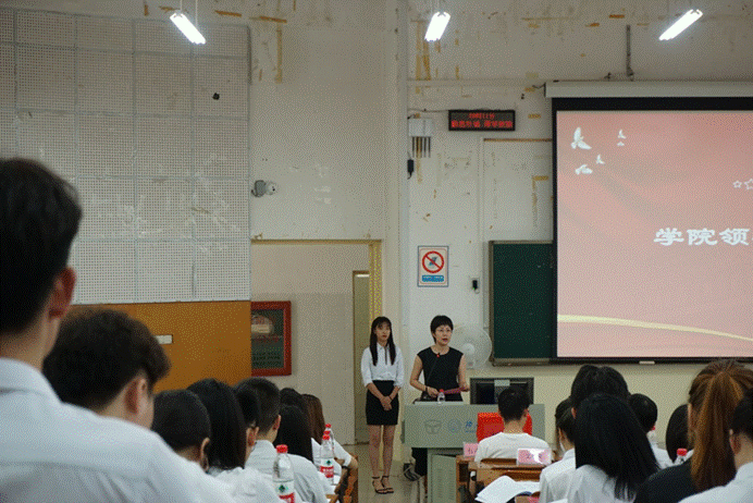 9001cc金沙以诚为本官方网召开第二十四届学生代表大会
