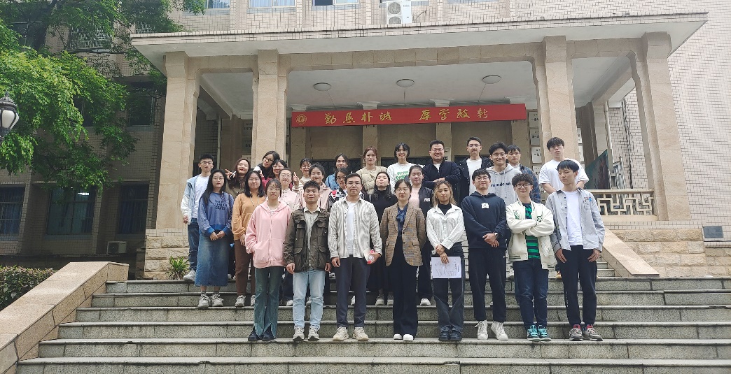 携手前行 共筑新篇——金沙以诚为本官方网举行第二十一届研究生会见面会